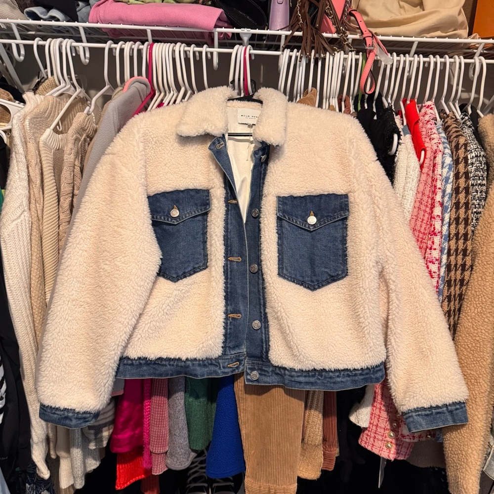 Wild Rose Cream White Sherpa Jean Jacket Medium
